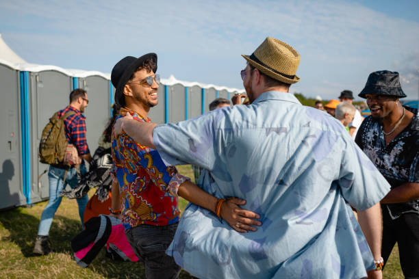 Best Affordable portable toilet rental  in Hoffman Estates, IL